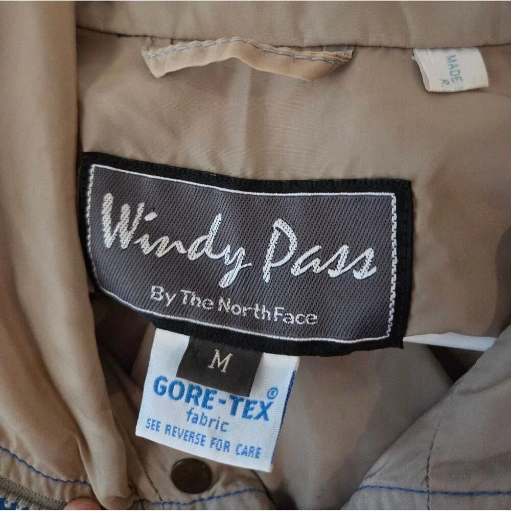 The North Face windy pass
